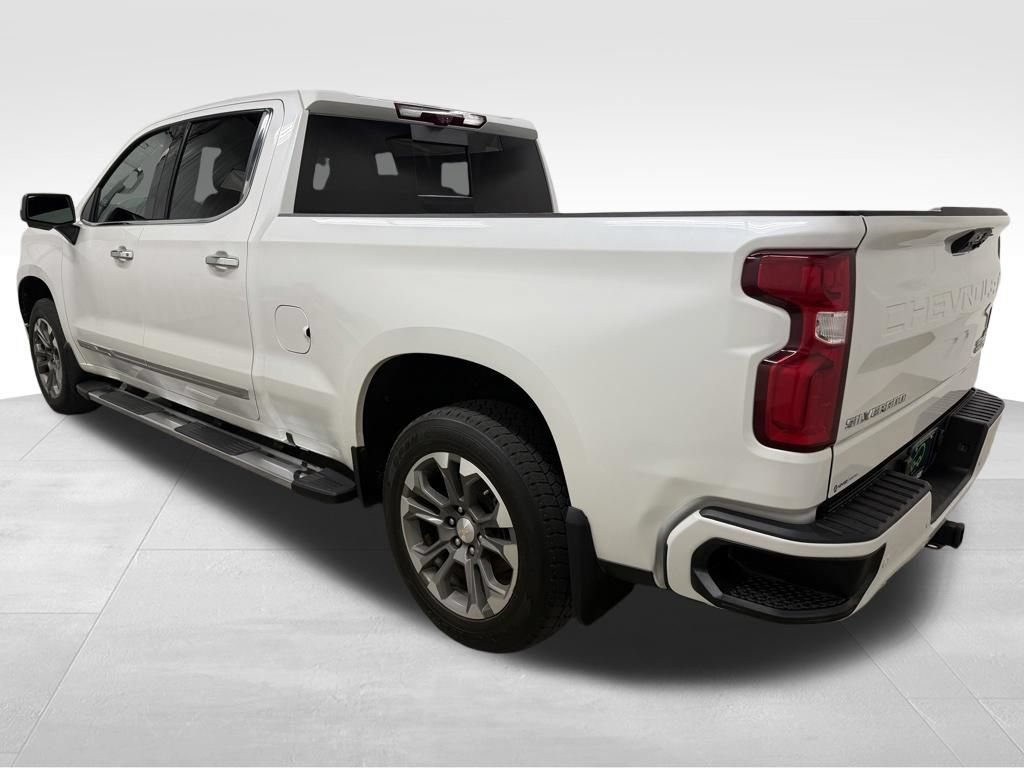 Certified 2023 Chevrolet Silverado 1500 High Country w/ Technology Package AWD/4WD image 6