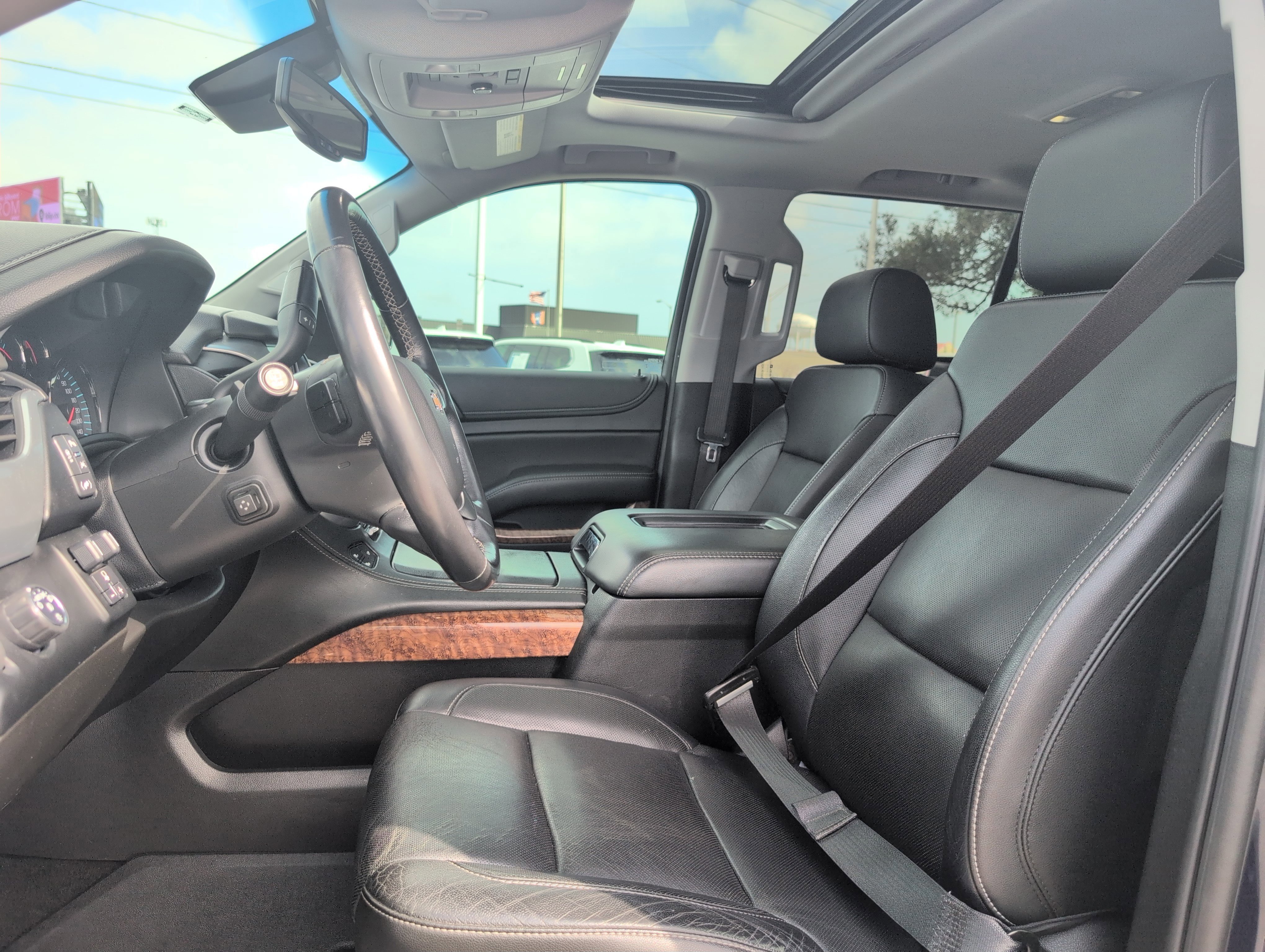 Used 2018 Chevrolet Tahoe Premier RWD image 13