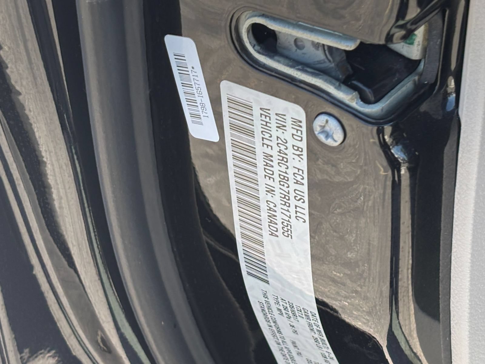 Used 2024 Chrysler Pacifica Touring-L FWD image 30