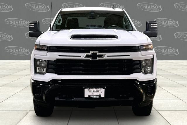 Certified 2024 Chevrolet Silverado 2500 Custom AWD/4WD image 2
