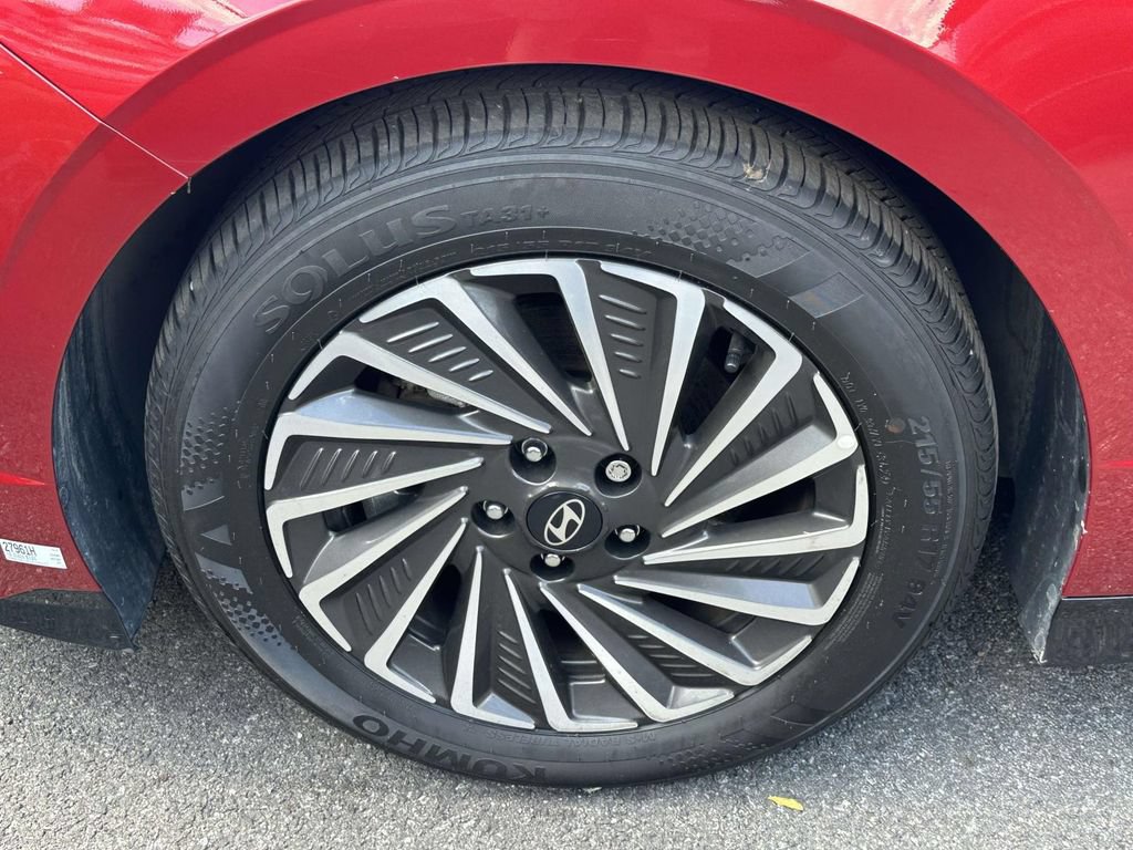 Certified 2025 Hyundai Sonata SEL FWD image 8