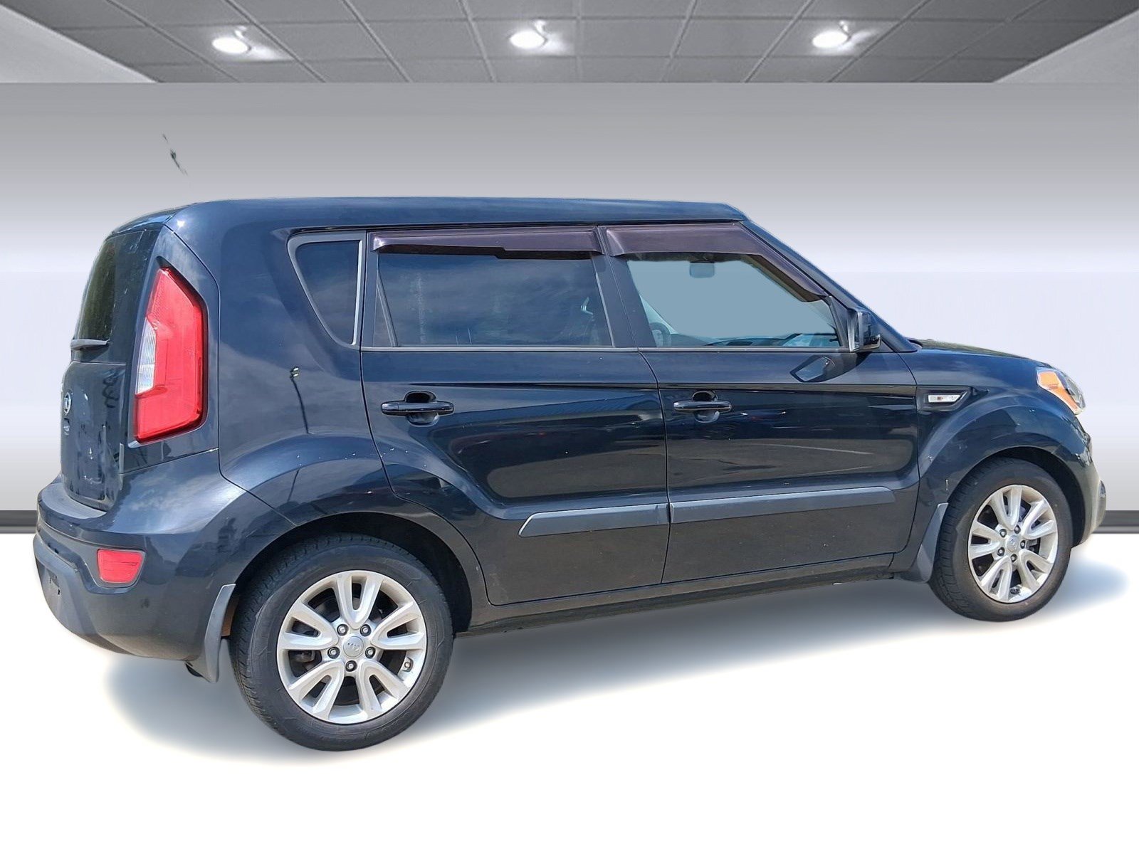Used 2013 Kia Soul image 19