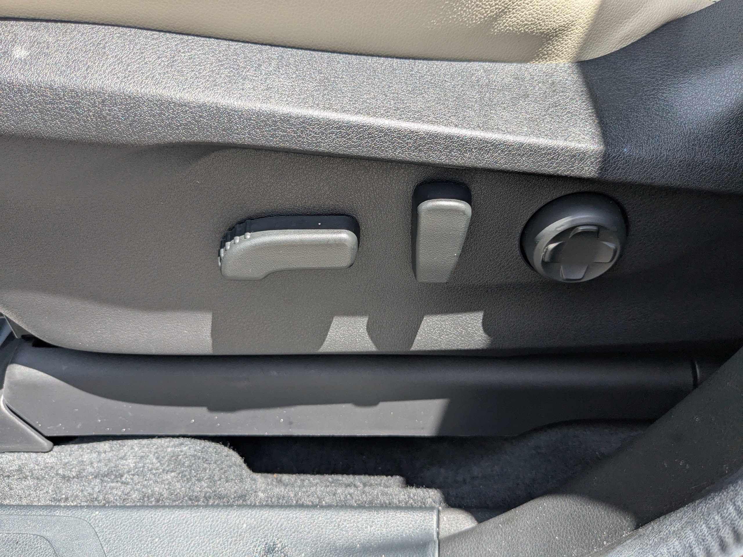 Certified 2025 Subaru Ascent Limited image 19