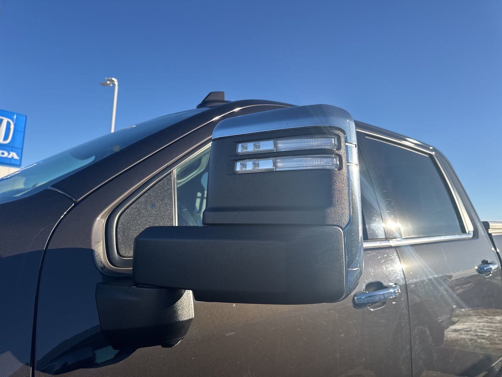 Used 2020 Chevrolet Silverado 3500 High Country w/ Z71 Off-Road Package image 8