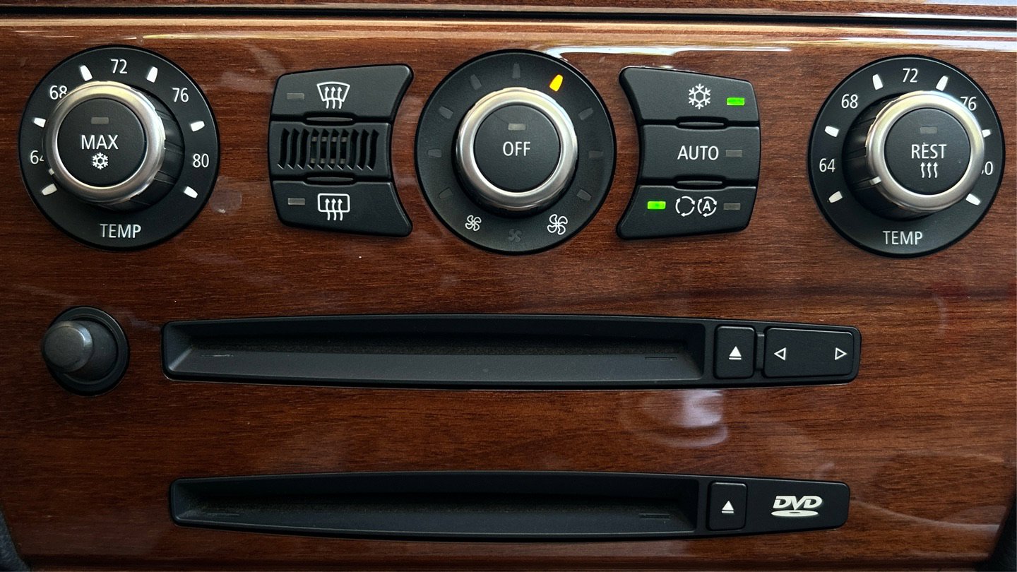 Used 2007 BMW M6 Convertible image 34