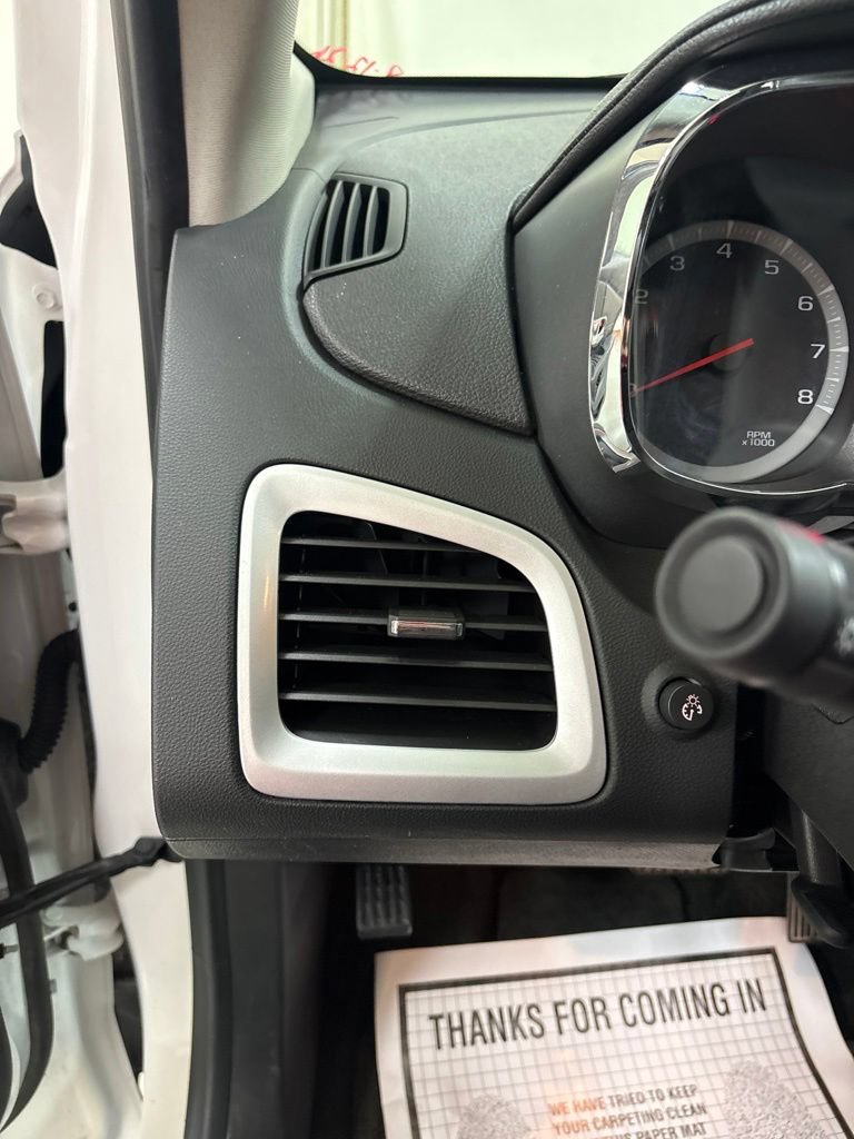 Used 2017 GMC Terrain SLT w/ Open Road Package FWD image 10