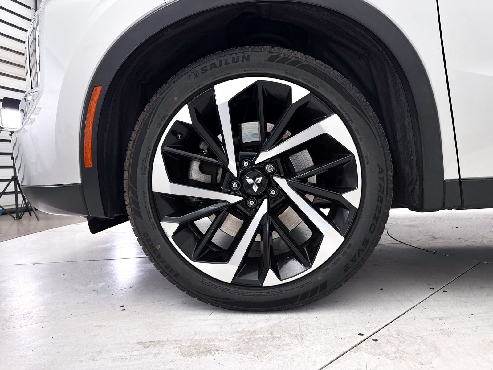 Used 2022 Mitsubishi Outlander ES FWD image 9