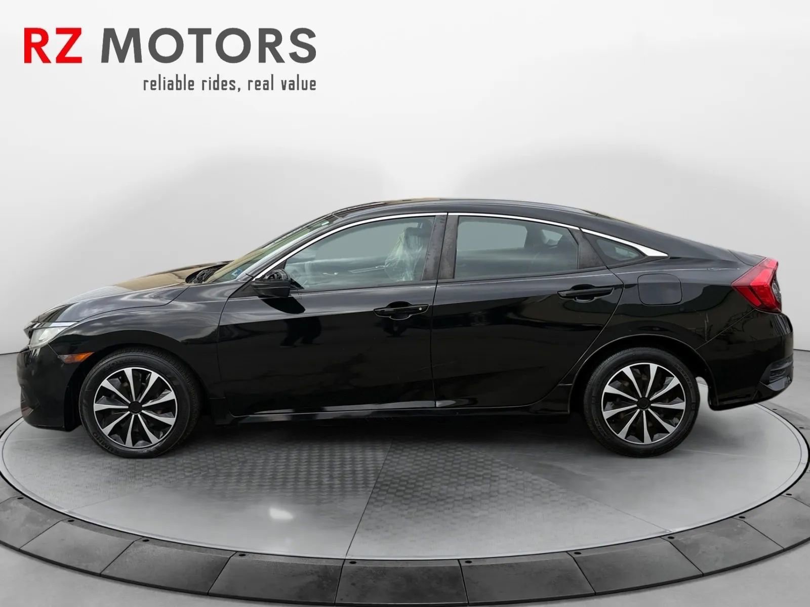 Used 2018 Honda Civic LX image 2