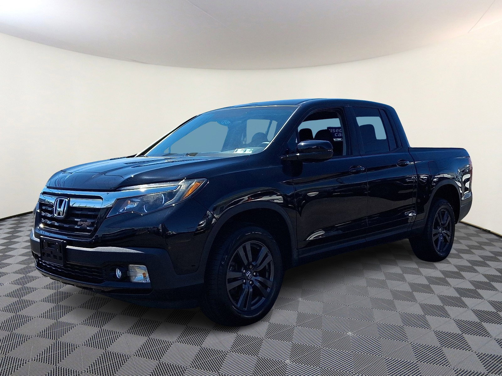 Used 2018 Honda Ridgeline Sport image 3