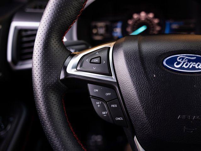 Used 2024 Ford Edge ST-Line image 12