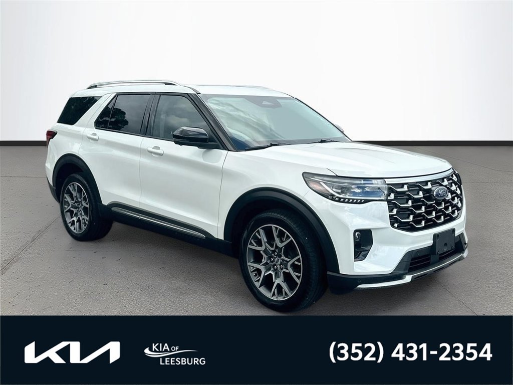 Used 2025 Ford Explorer Platinum w/ Ultimate Package AWD/4WD image 1