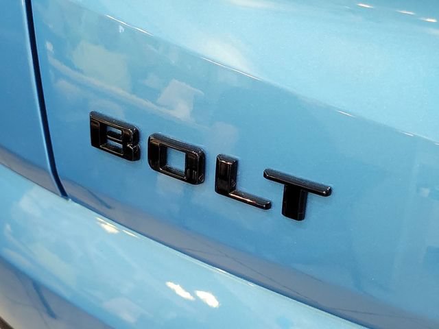 New 2027 Chevrolet Bolt LT w/ Comfort Package FWD image 5