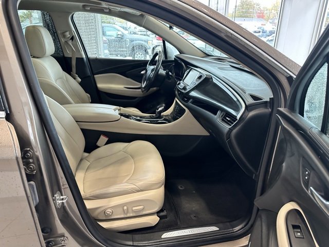 Used 2018 Buick Envision Premium w/ Driver Confidence Package image 20