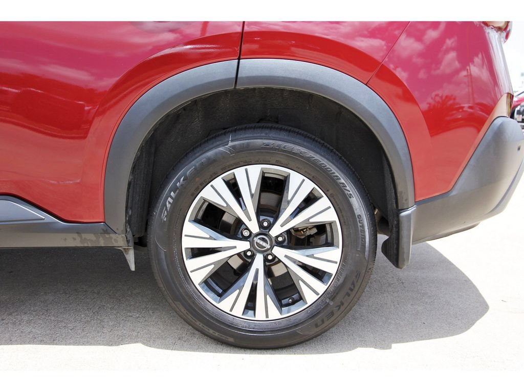 Used 2023 Nissan Rogue SV FWD image 10