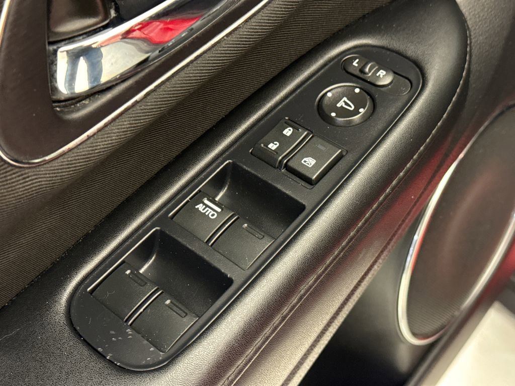 Used 2018 Honda HR-V EX image 22