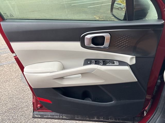 Used 2023 Kia Sorento S w/ Panoramic Sunroof Package image 19