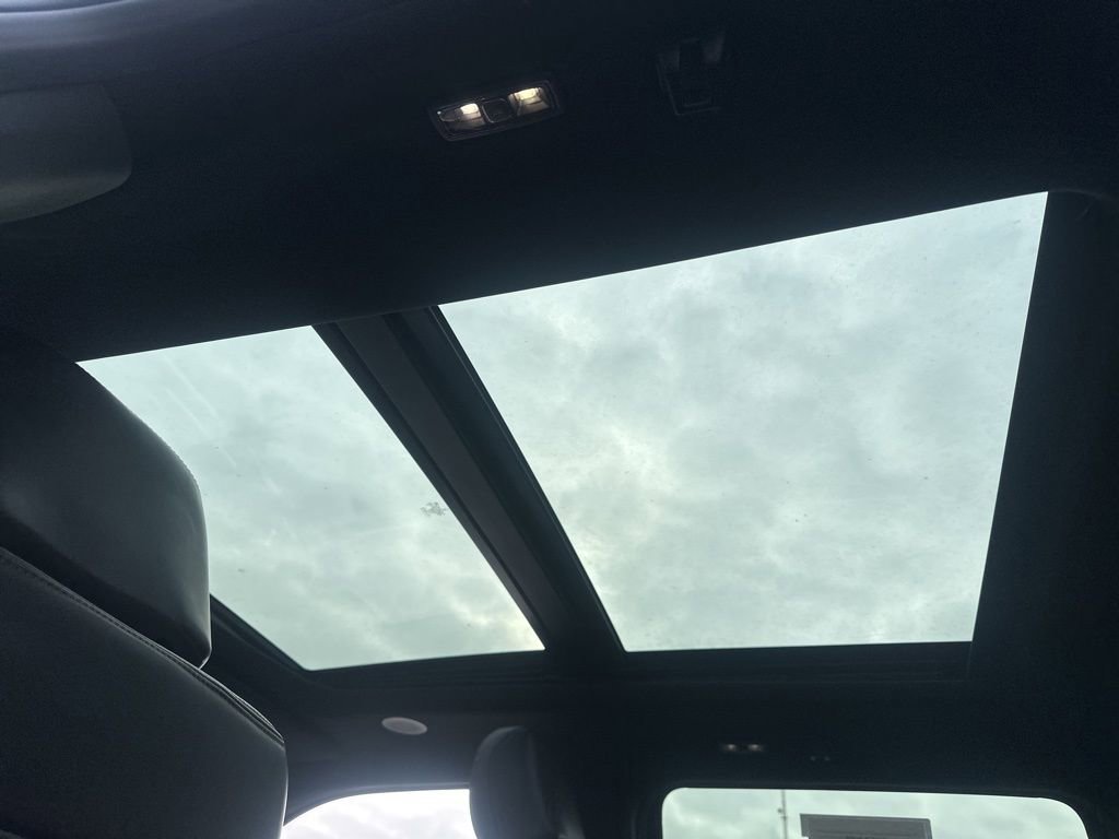 Certified 2024 Ford F350 Platinum w/ FX4 Off-Road Package image 32