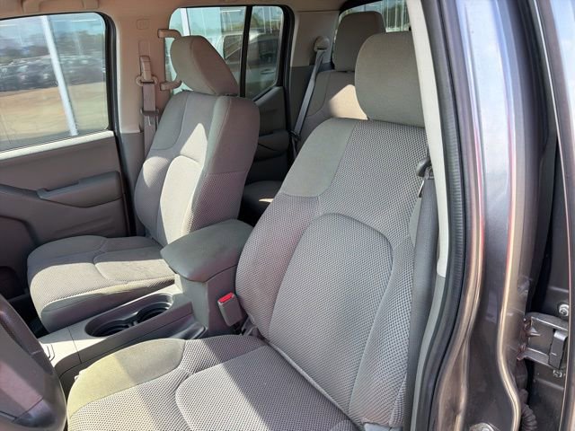 Used 2020 Nissan Frontier SV w/ SV Utility Package image 9