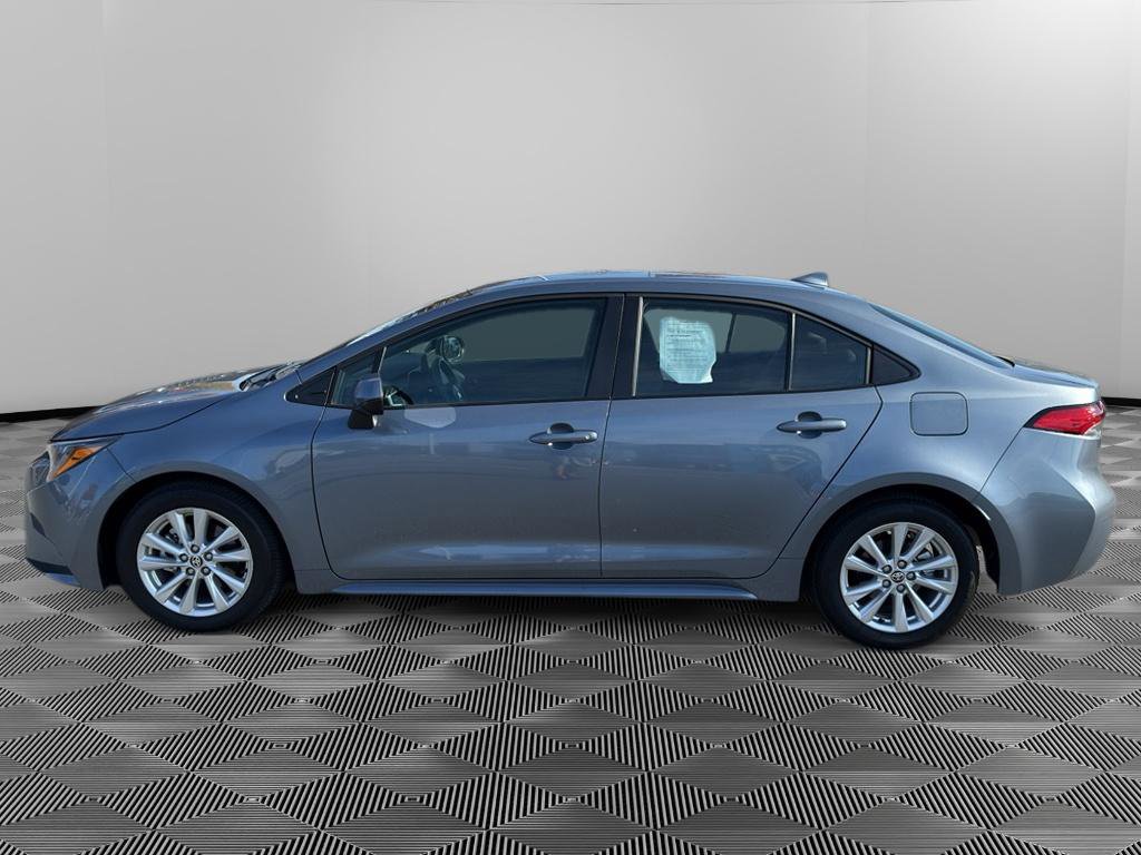 Used 2024 Toyota Corolla LE image 4