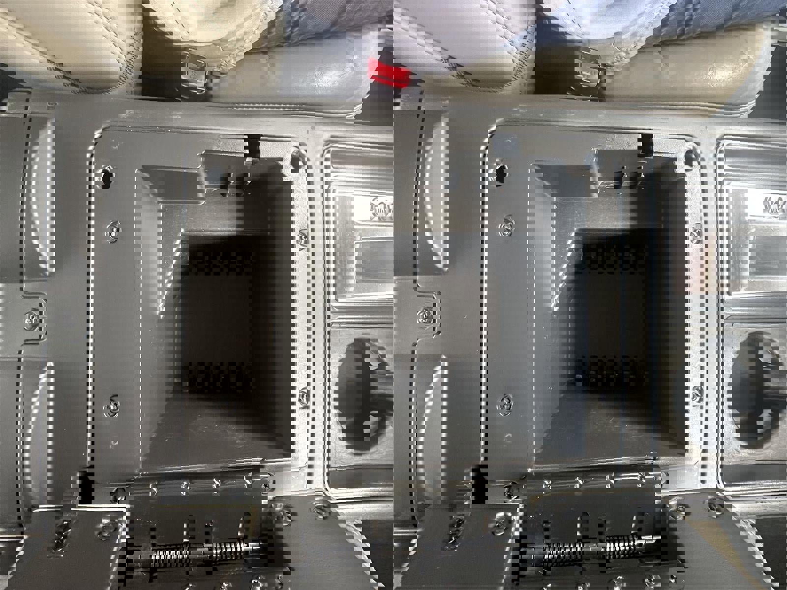 Used 2005 HUMMER H2 SUT AWD/4WD image 23