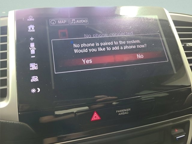 Used 2018 Honda Pilot Touring image 6