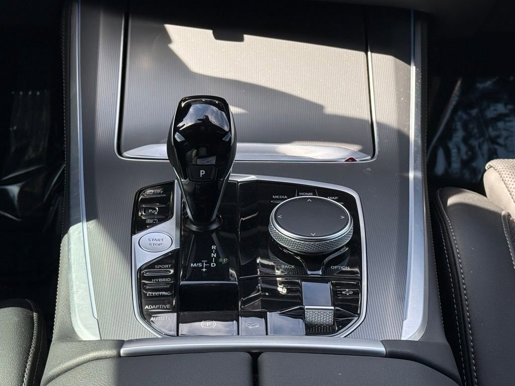 Used 2023 BMW X5 xDrive45e image 14