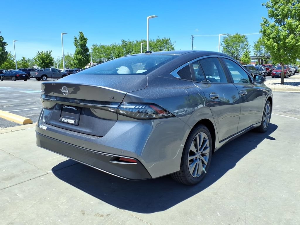 New 2026 Nissan Sentra SL w/ Floor Mat Package FWD image 7