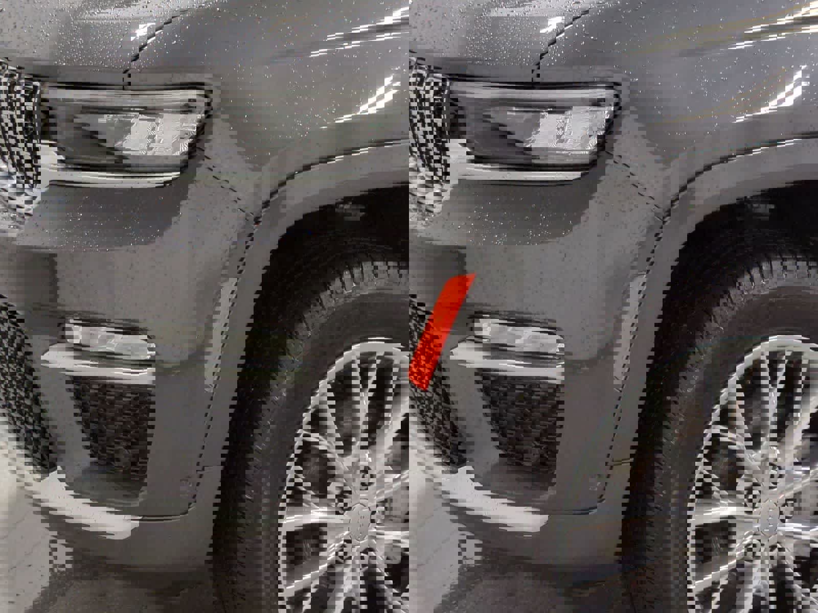 Certified 2024 Jeep Grand Cherokee Summit w/ Luxury Tech Group V image 11