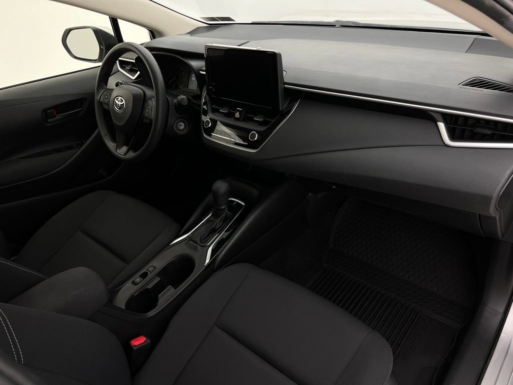 Used 2023 Toyota Corolla LE image 13