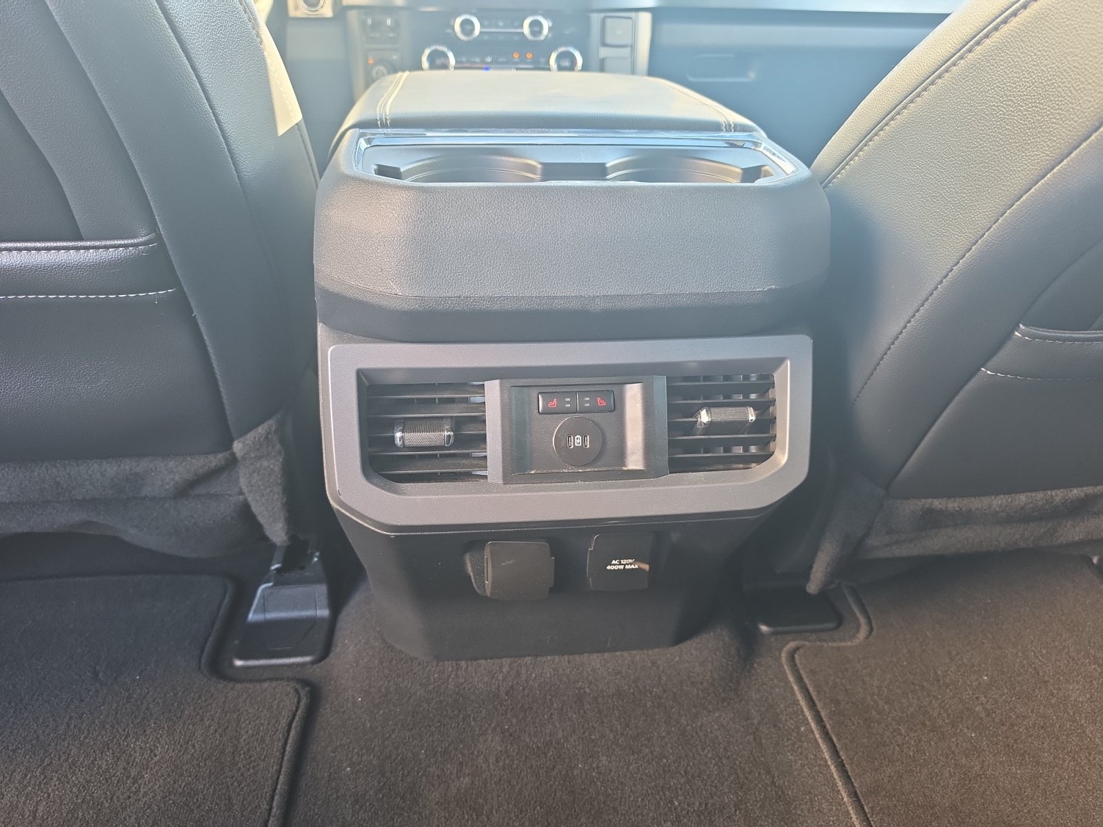 Used 2024 Ford F250 Lariat w/ Lariat Ultimate Package AWD/4WD image 24