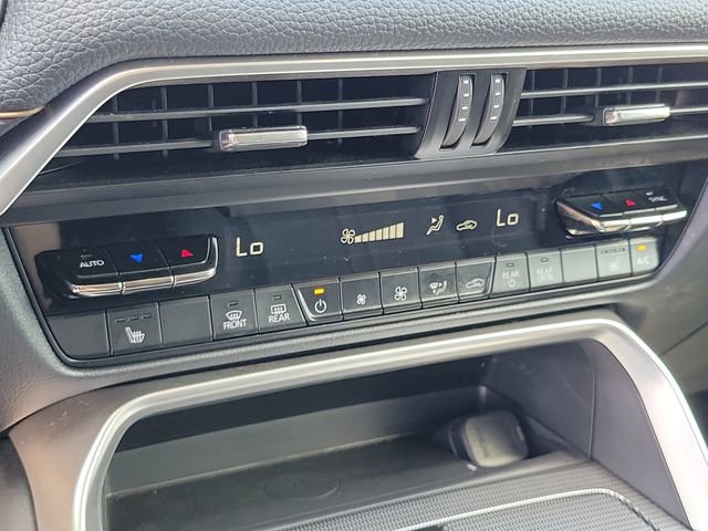 Used 2024 MAZDA CX-90 3.3 Turbo w/ Premium Package image 16