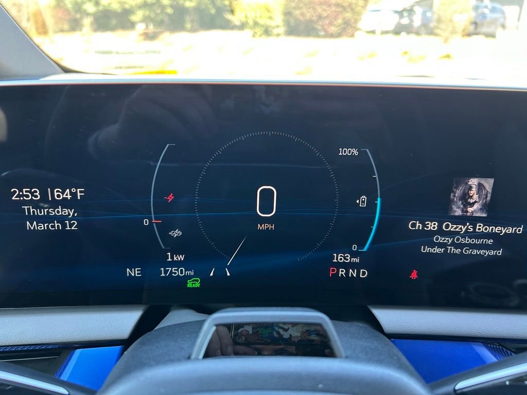 Used 2025 Cadillac Optiq Luxury 1 AWD/4WD image 27