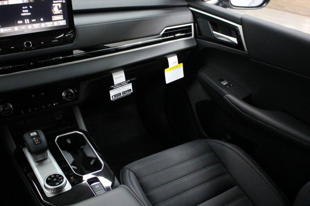 New 2026 Mitsubishi Outlander SE image 22