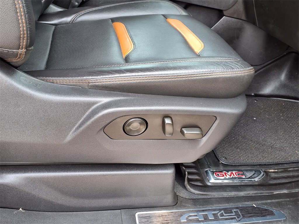 Used 2022 GMC Sierra 1500 AT4 w/ AT4 Preferred Package image 14