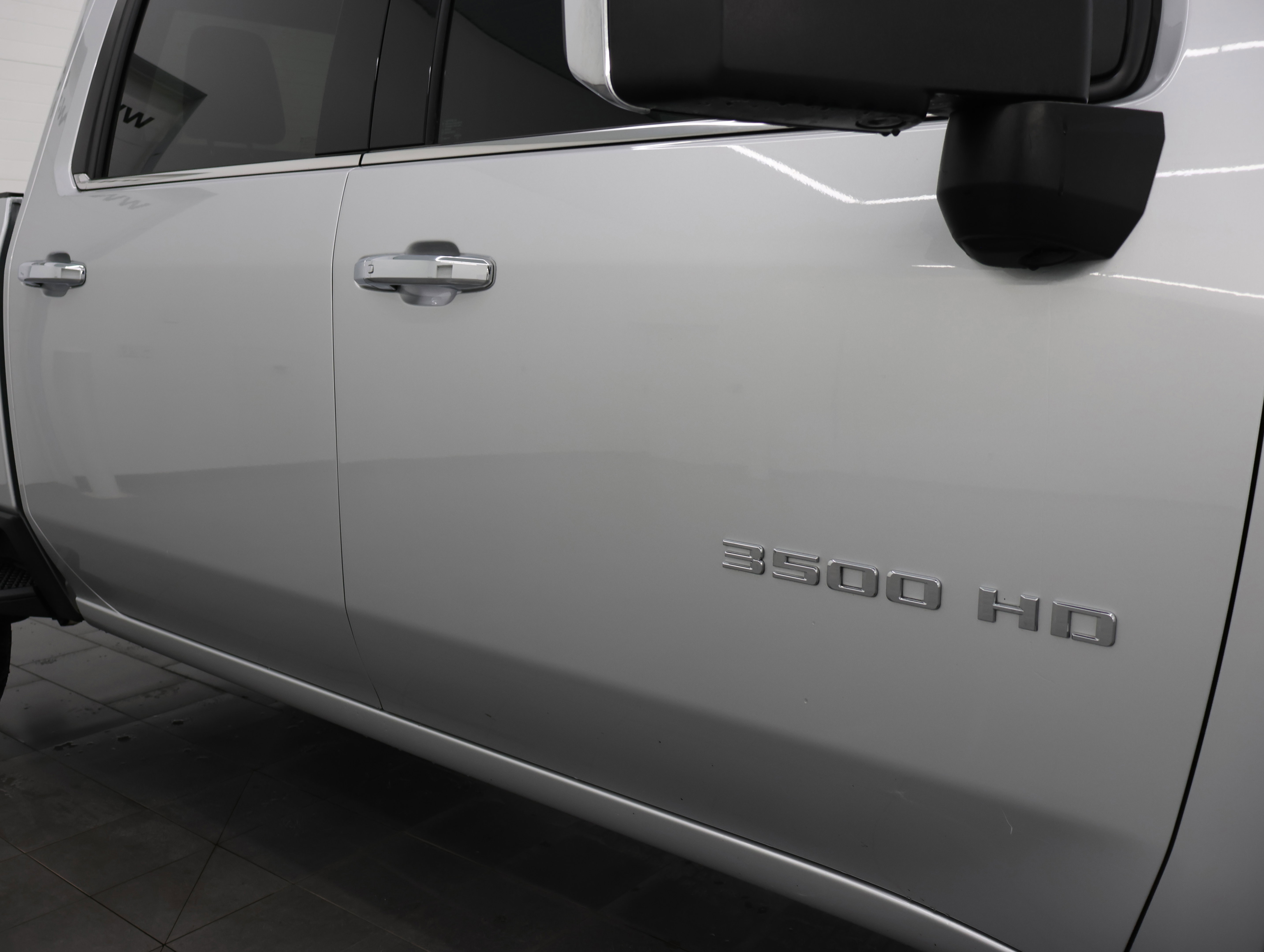 Used 2023 Chevrolet Silverado 3500 LTZ w/ Gooseneck/5TH Wheel Package image 25