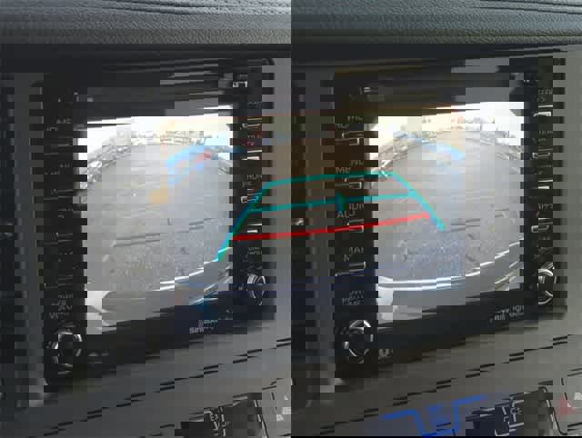 Used 2020 Toyota Sienna XLE image 31