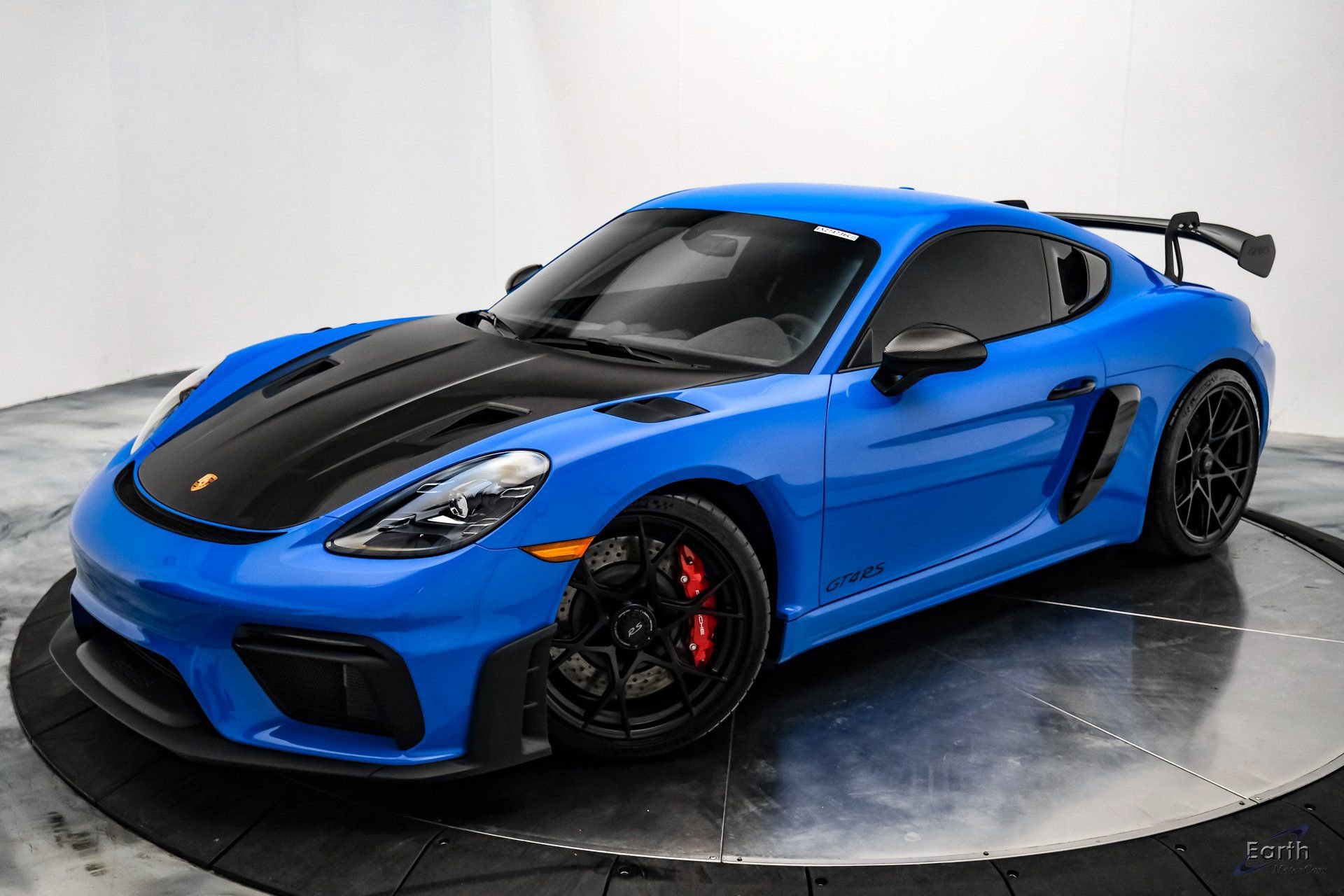 Used 2024 Porsche 718 Cayman GT4 RS RWD image 4