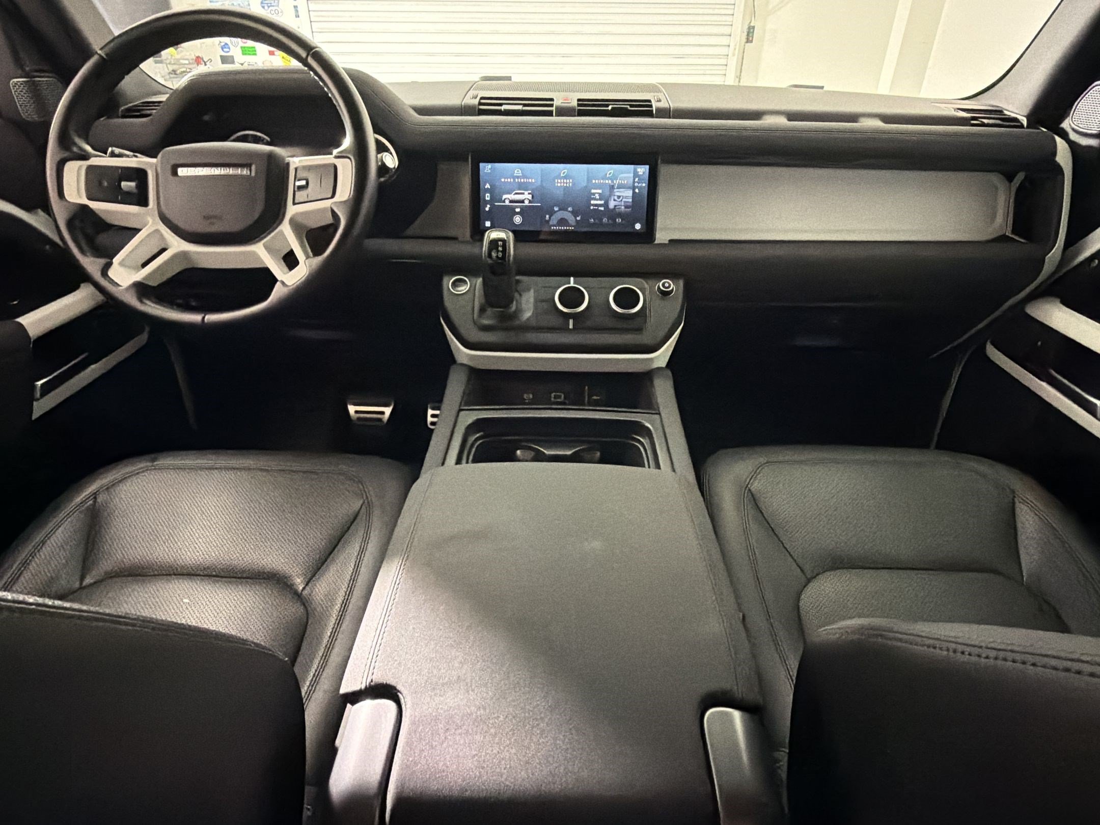 Used 2023 Land Rover Defender 110 S AWD/4WD image 14