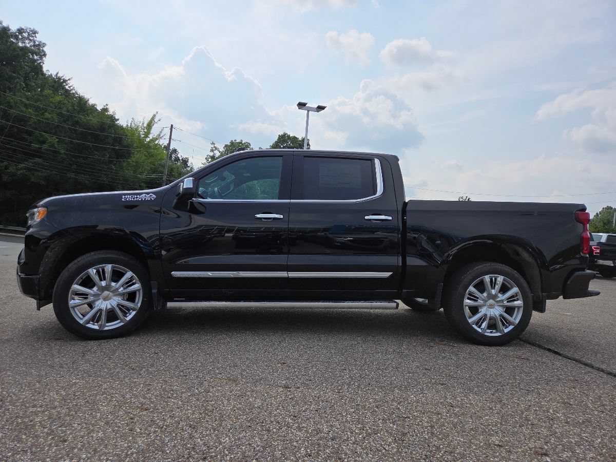 New 2026 Chevrolet Silverado 1500 High Country AWD/4WD image 17