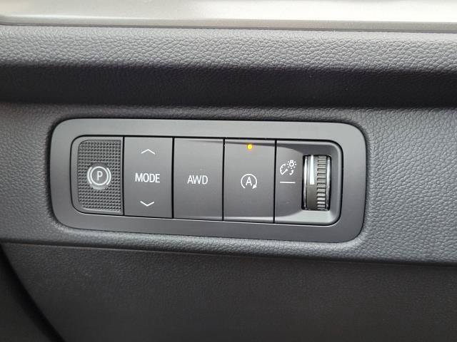 New 2027 Chevrolet Traverse LT w/ Midnight/Sport Edition AWD/4WD image 14