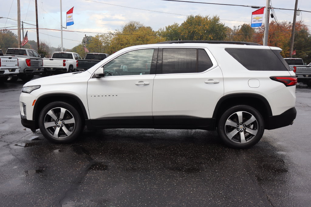 Used 2023 Chevrolet Traverse LT w/ LT Premium Package AWD/4WD image 36