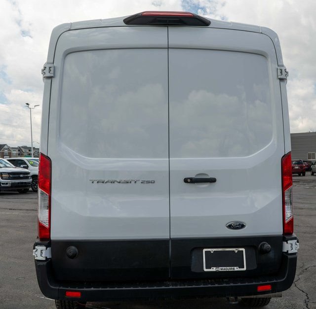 Used 2024 Ford Transit 250 148 Medium Roof w/ Load Area Protection Package RWD image 7