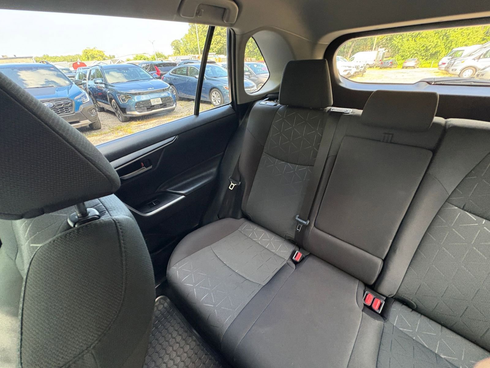 Used 2024 Toyota RAV4 XLE image 37