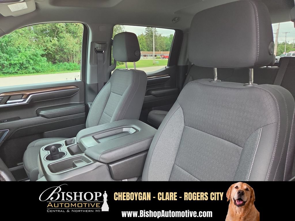 Used 2023 Chevrolet Silverado 1500 LT AWD/4WD image 12