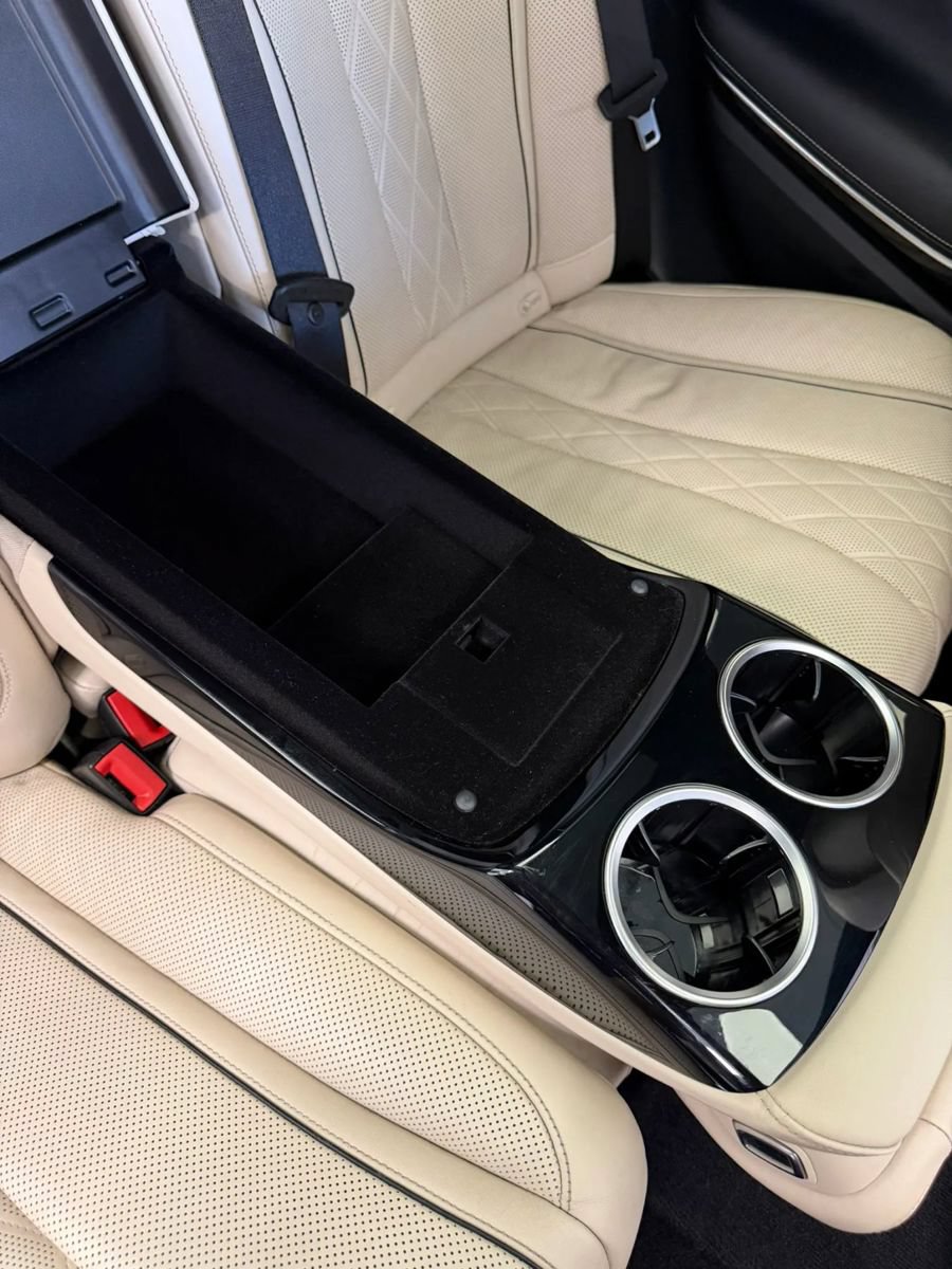 Used 2019 Mercedes-Benz S 560 Sedan image 19