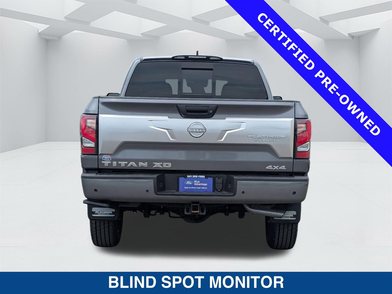 Used 2023 Nissan Titan Platinum Reserve w/ Moonroof Package image 5