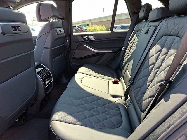 Used 2026 BMW X5 xDrive40i image 5