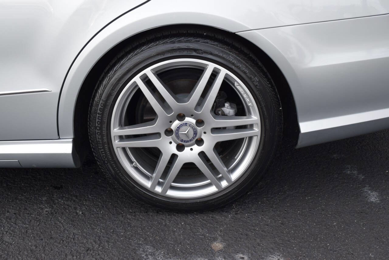 Used 2011 Mercedes-Benz E 350 4MATIC Wagon image 8