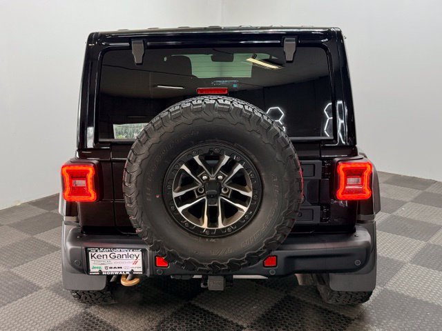 Certified 2024 Jeep Wrangler Unlimited Rubicon 392 w/ Dual Top Group AWD/4WD image 11