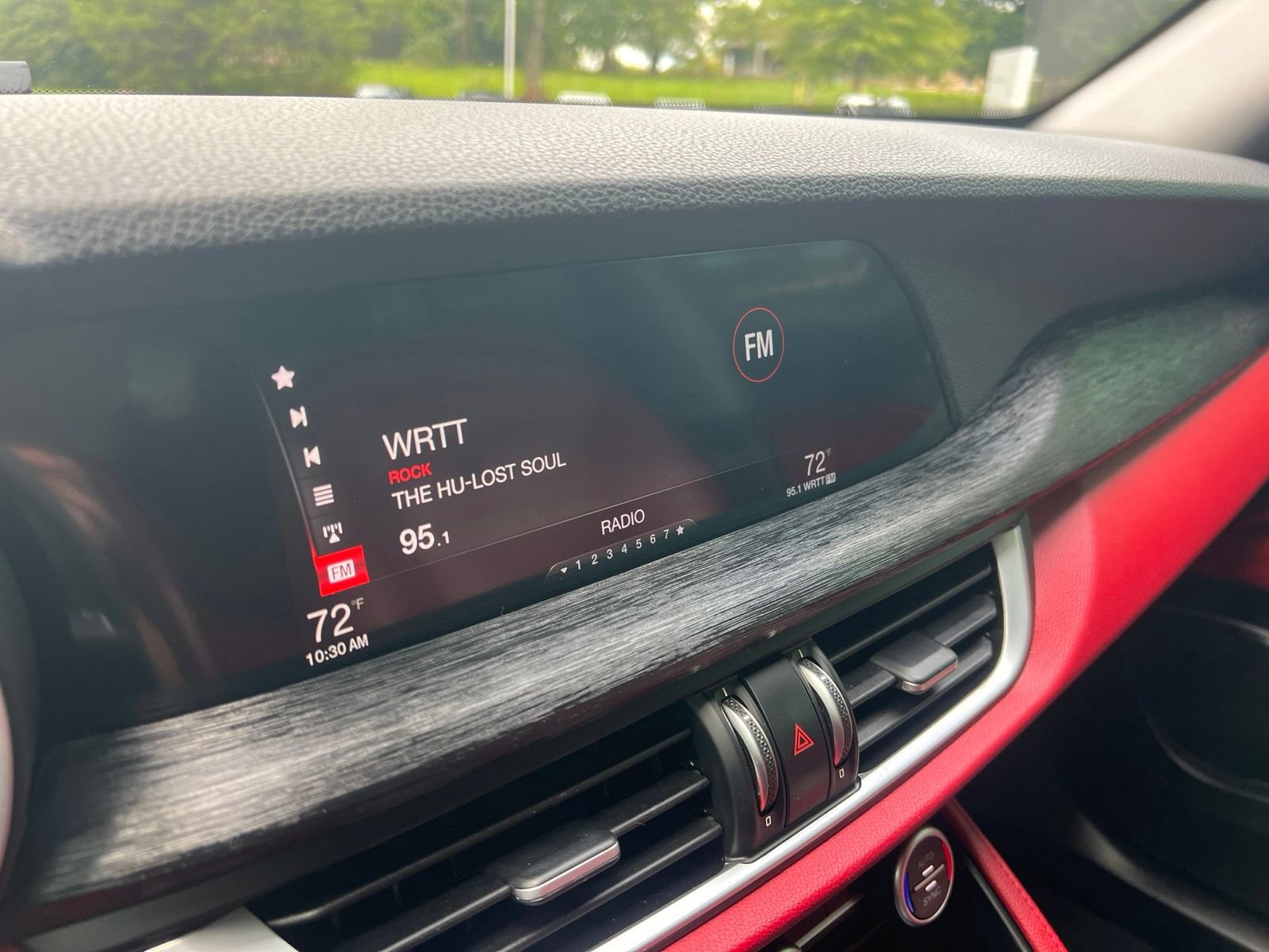 Used 2019 Alfa Romeo Stelvio w/ Nero Edizione RWD image 16